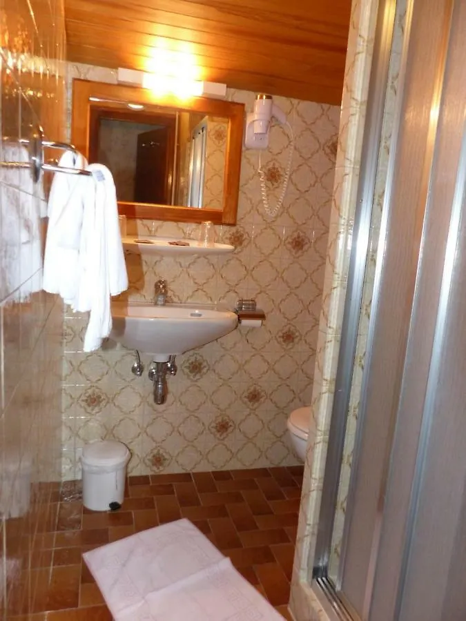 ***  Hotel Bellachat La Clusaz France